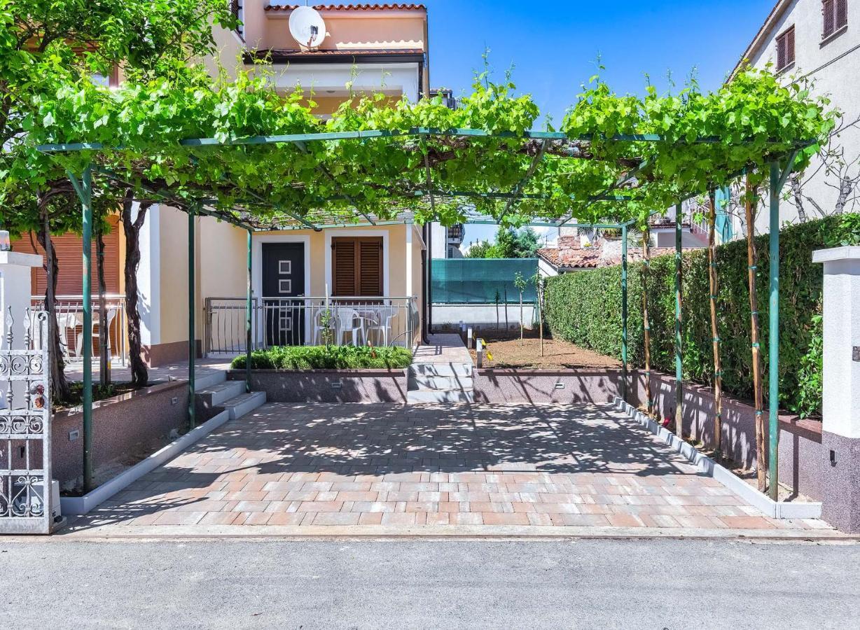 Apartament Rino Poreč Zewnętrze zdjęcie